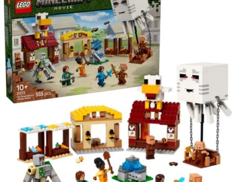 LEGO 21273 De Ghast-ballon Aanval op het Dorp