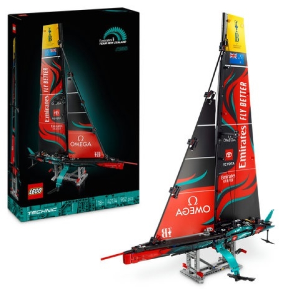 LEGO 42174 Emirates Team New Zealand AC75 Jacht