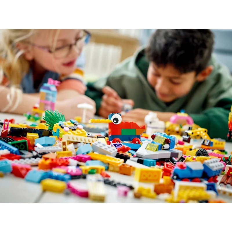 lego-11021-90-jaar-spelen