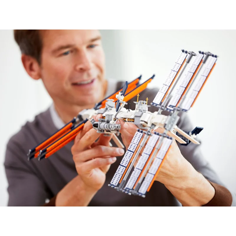 lego-21321-internationaal-ruimtestation