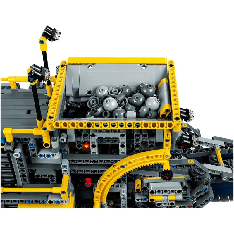 lego-42055-emmerwiel-graafmachine
