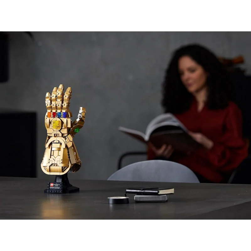 lego-76191-infinity-gauntlet
